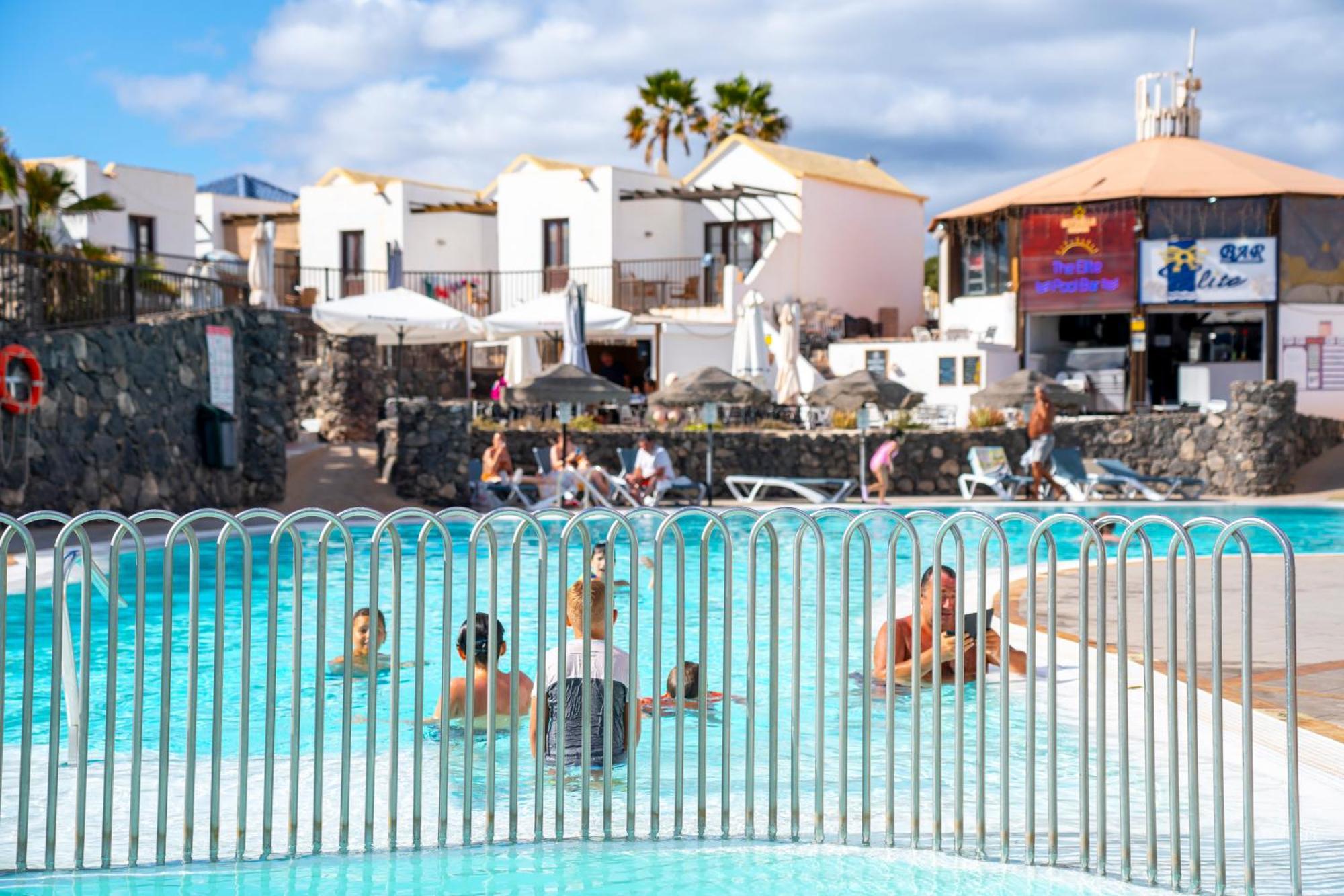 Elite Fuerteventura By Ecr Hotel Caleta De Fuste Exterior photo